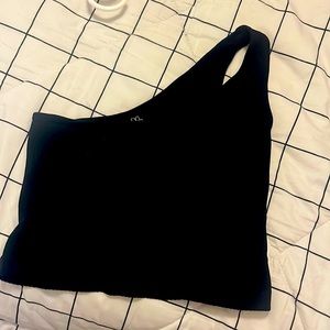 This is the brand Aura, pretty good material and stretches very well